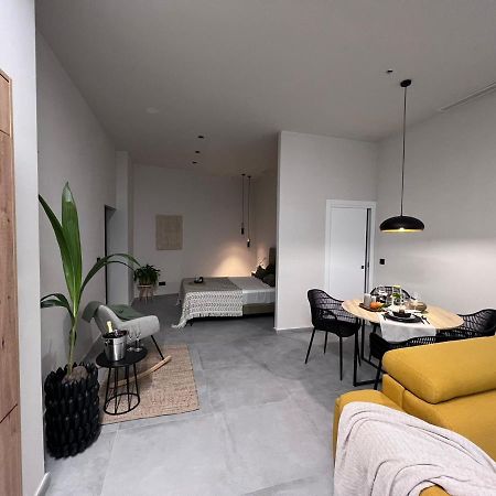 Nordik Apartment Valencia Ngoại thất bức ảnh