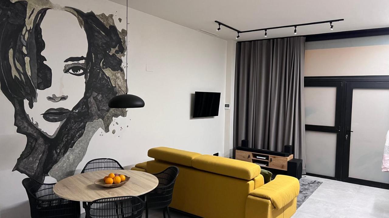 Nordik Apartment Valencia Ngoại thất bức ảnh